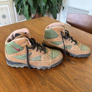 Vintage Nike Hiking Boots